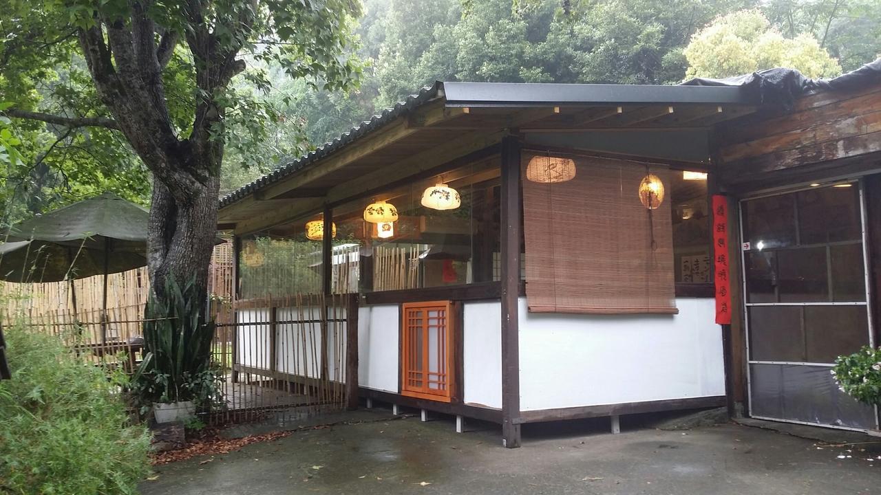 Bright Moon Homestay Dongshi  Zewnętrze zdjęcie