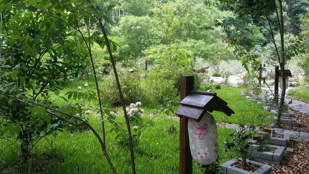 Bright Moon Homestay Dongshi  Zewnętrze zdjęcie